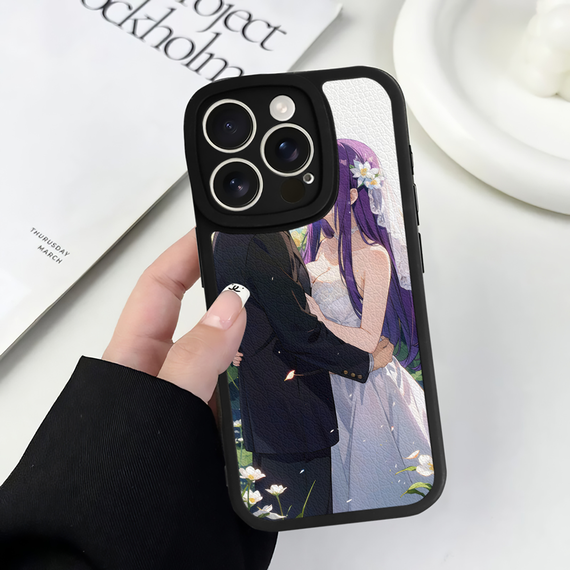 （画像用） 葬送のフリーレン Frieren 【iPhone 16シリーズ対応】シリコンスマホケース（レザー調） 材質：シリコン
